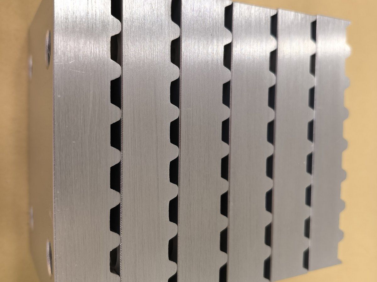 AT10-32 timing belt clamp plate